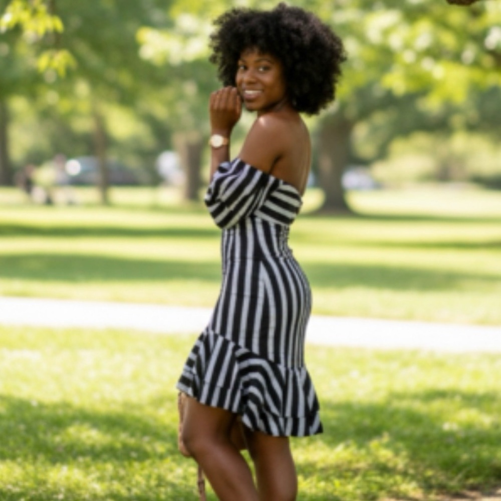 Wayf Korbin Striped Off The Shoulder Dress Size Small - Picture 4 of 14